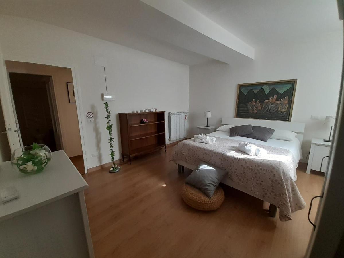 Alloggio Turistico Sutri Exteriör bild
